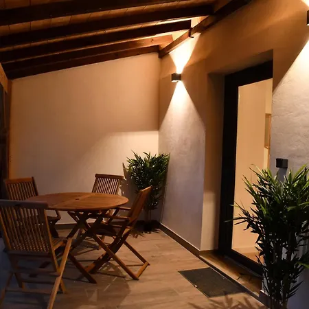 Hébergement de vacances Domaine Des étoiles - *